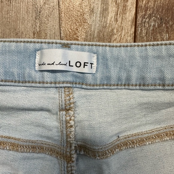 LOFT Blue Straight Leg Jeans Classic Style - Picture 3 of 4